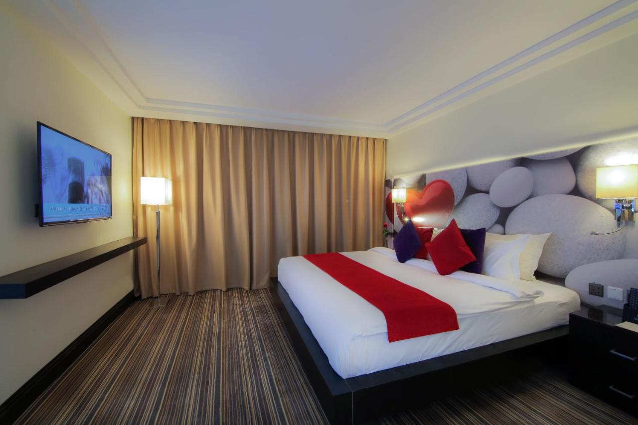 נג'ראן Grand Valley Hotel מראה חיצוני תמונה