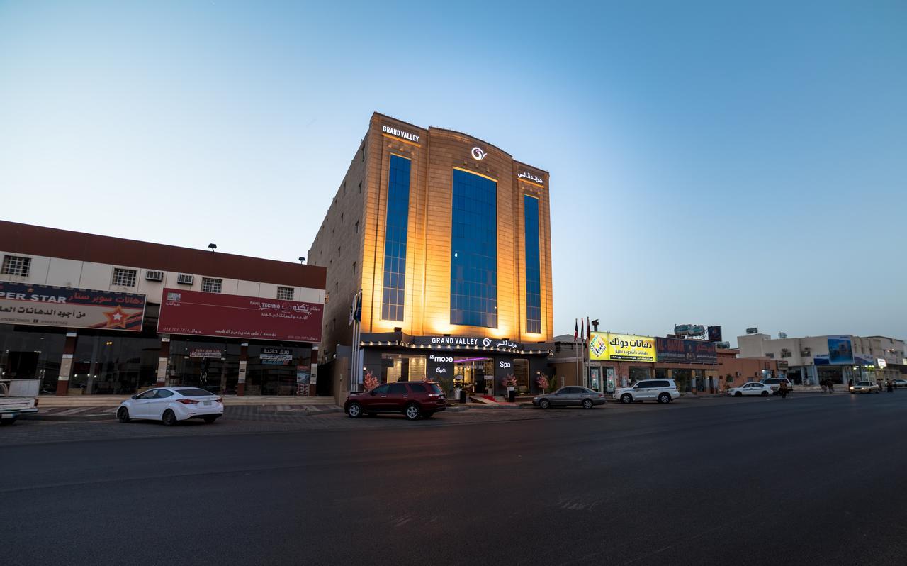 נג'ראן Grand Valley Hotel מראה חיצוני תמונה