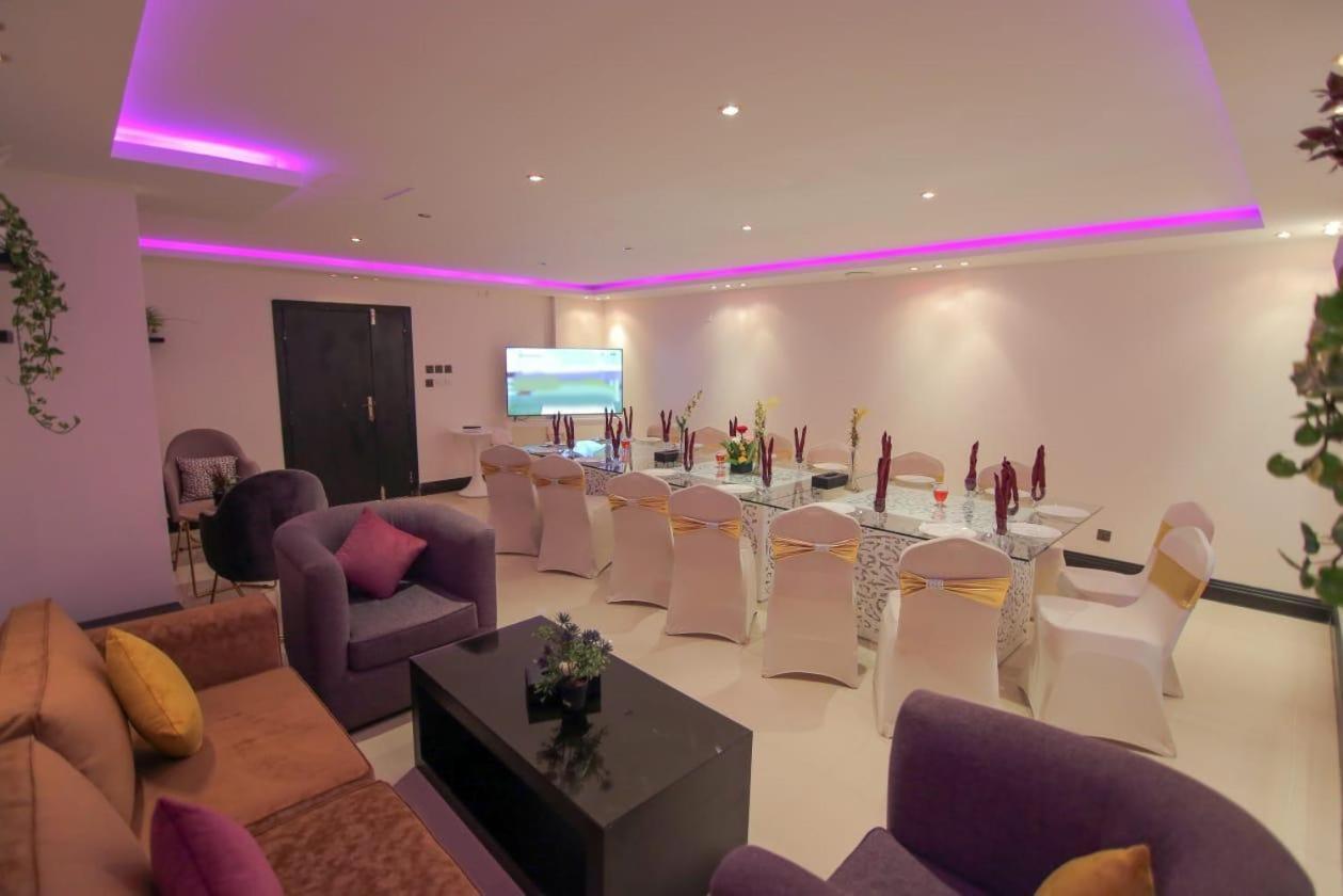 נג'ראן Grand Valley Hotel מראה חיצוני תמונה